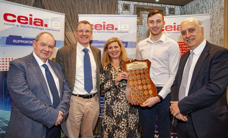 FREE PIC - NO REPRO FEE - Feb 11, 2020
Valerie Cowman, chair of Cork ETB preenting Barry Ryan, UCC's Student of the Year for 2019 in Electronic and Electrical Engineering with the CEIA's perpetual plaque in recognition of his achievement; also included ar