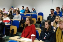 ExplElx_4_students (800x387)